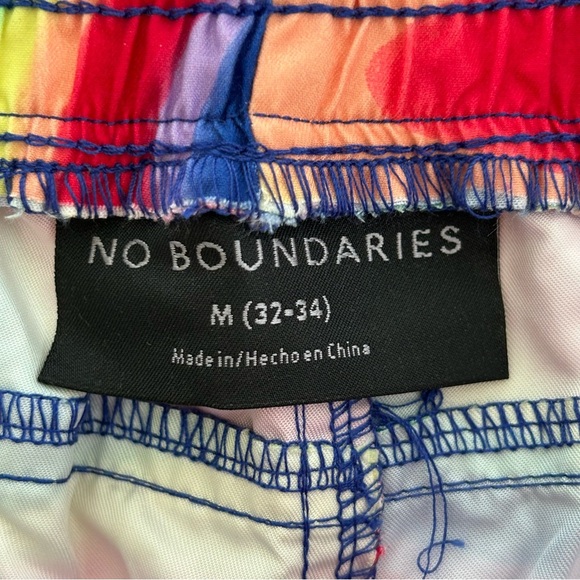 No Boundaries ALL GENDER Fluidity Psychedelic PRIDE Lounge Shorts Medium NWT - Picture 4 of 5
